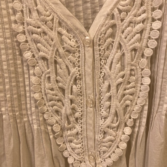 NWOT Woman’s ALFANI White Blouse - Picture 9 of 11